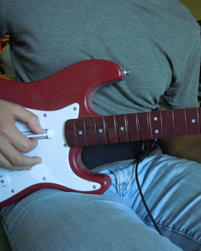 Split screen of color blind mode vs not.